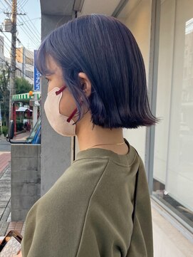 ショートヘア ハーフアンドハーフ(HALF AND HALF) 小顔ボブ