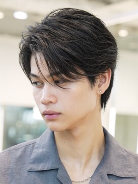 レタッチバイフィフス(RETOUCH by fifth) 原宿メンズパーマルーズパーマシャドウパーマセンターパート緩め