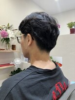 ミーティア(Meteor)&nbsp;ナチュラルな毛流れのバックスタイル