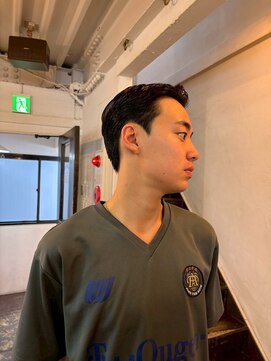 ビーバイエイトジェンツ(Bee by EIGHT GENTS) 波巻きツイストスパイラル/リバースセンターパート/心斎橋