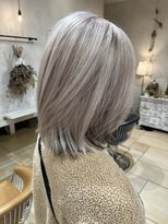 ディプティック ヘアー チェンジ ミュージアム(diptych Hair Change Museum) ホワイトグレイ