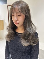 ニール 名古屋 伏見 丸の内(NEELU)&nbsp;【NEELU_misa】ブリーチカラーでつくる透明感オリーブベージュ