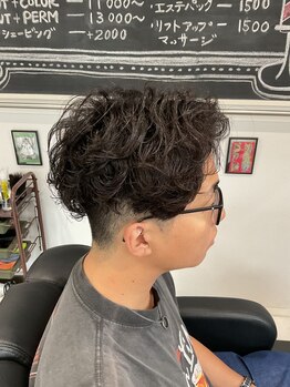 バーバーショップ ヘアーライフ アン(Barber Shop HairLife An)の写真/強めのシャドーパーマで男の魅力を格上げ!リバースシャドーパーマで垢抜け◎