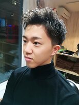 アバンティ(AVANTI) ツーブロックショートパーマ