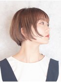 丸み顔周りレイヤーボブ