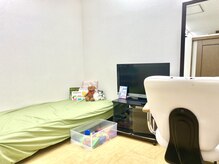 多目的な個室有り☆お子さんを見ながら同じ部屋で施術OK半個室