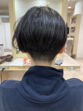 アッシュ 仙川店(Ash) 20代30代40代　刈り上げショート 　刈り上げ女子