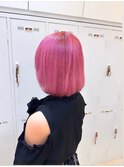ビビットピンクカラー