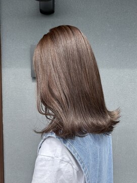 ハチ(hachi) ラベージュ 柔らかミディアム