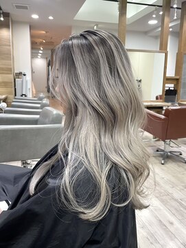 ジゼル(gisele) シャドールーツ