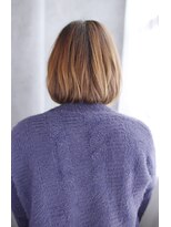 シュシュット(chouchoute)&nbsp;ワンレンボブルフ小顔ネビージュブリーチ縮毛矯正黒髪質改善/096