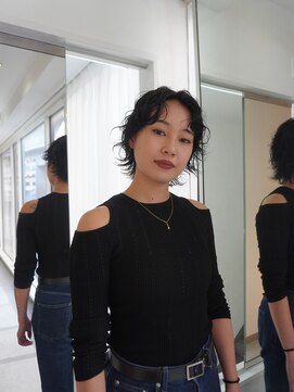 ヒメル(HML U/2A) アンニュイショートウルフスタイル