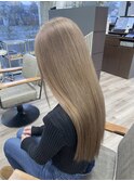 ミルクティーベージュ