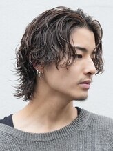 《*サーフカール*》波のような緩やかなカールがリラックス感を＊色気のあるパーマデザイン＊[渋谷/メンズ]