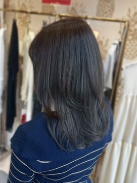 アマス 平塚店(Amas) アッシュグレージュ/エアリーレイヤーミディ