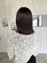 メゾンルヴェール 岐阜穂積(Maison LeVert)&nbsp;切りっぱなしボブ/髪質改善oggiottoトリートメント