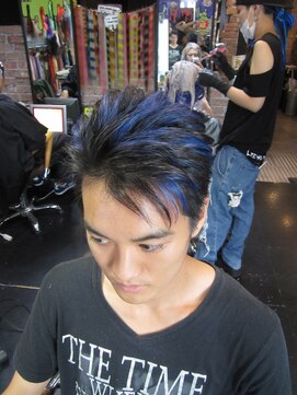 メンズ青メッシュtrickstyle L ミミック Mimic のヘアカタログ ホットペッパービューティー