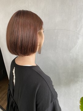 ティティ(TiTi) 【TiTi 福田】人とは少し違うインナーカラーボブ