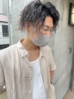 ツイストスパイラル　スパイラルパーマ　ツイスト　hiro