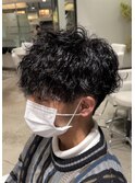 波巻きスパイラルパーマ　ツーブロック　マッシュ　骨格補正