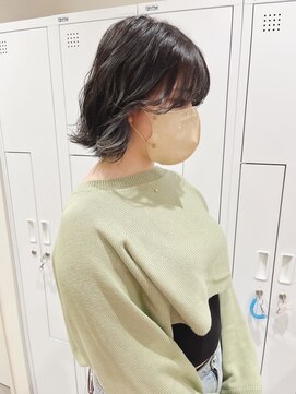 チェレ ロッソ 金剛店(Chere rosso) 30代40代のインナーカラー/ひし形小顔ショート