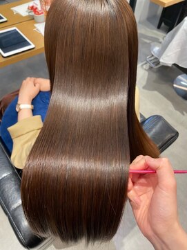 ライフ(LIFE) 髪質改善ヘアエステ/縮毛矯正/ストレート/イメチェン/フェミニン