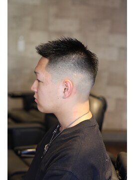 キングスマン トーキョー 国分寺(KINGSMAN TOKYO) アップバング/ツーブロック/スキンフェード[国分寺/国分寺駅]