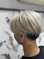 モノ アンド イニ(Mono & inni)&nbsp;ホワイト