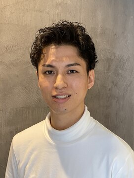 ワイズヘアー ナガサキ(Y's hair nagasaki) ツーブロックパーマのアップバング