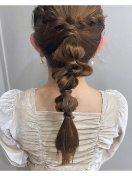 ユーフォリア 青山(Euphoria) ポニーテール編みおろし＊