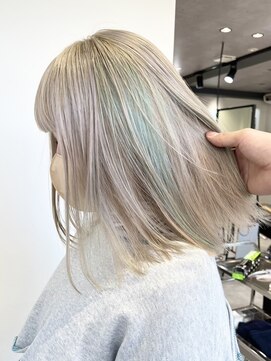 ツキ 横浜店(tuki) インナーカラーケアブリーチイヤリングカラーハイライトレイヤー