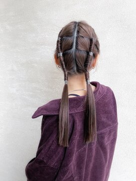 アプローズ(applause.) お仕上げに簡単ヘアアレンジ♪ カジュアルタイトアレンジ