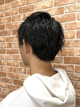 カットスタジオ てるてるぼーず 【縦落ちソフトツイストパーマ】