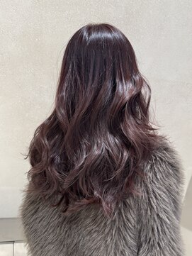 イマイ ケイアウラ(imaii k-aura) レイヤーロング/レッドカラー/レイヤーカット