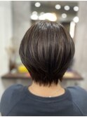 ショートボブ×グレーアッシュ