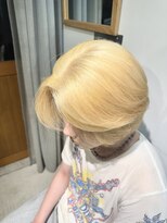 マニア(mania.)&nbsp;ブランドブリーチリタッチハイトーンケアブリーチハイブリーチ