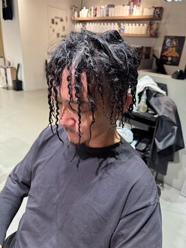 イズ(iss) 針金パーマ