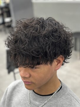 オーバルバイアピッシュ(OVARL by apish) マレットヘア/シャドウパーマ/フリックカール/メンズパーマ