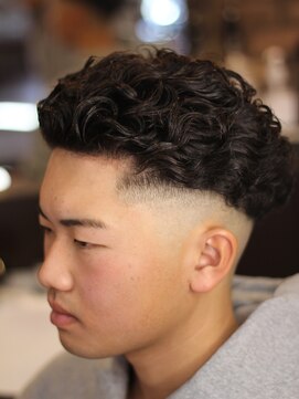 バーバーショップ ネオ セカンド(BARBERSHOP NEO2nd) 極道パーマ