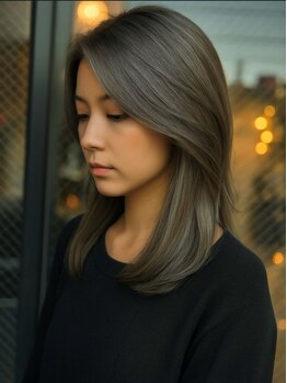 オオイシ(#大石CoLoR)の写真/白髪染めでもファッション感のあるカラーで自然な白髪ぼかしや、大人女性のためのデザインカラーもご対応