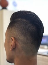 ヘアーサロン くわしろ バーバーショップ フェードカット