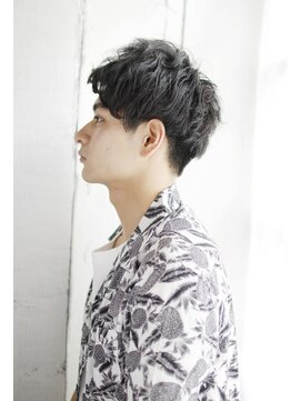 トランクイル サフリック(TRAN9UIL safric) 20代30代40代　引けをとらないビジカジツーブロック【烏丸】