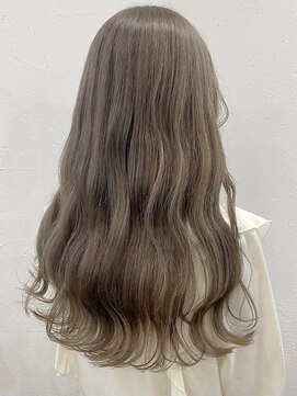 キラ 渋谷(KILLA) ミルクティーベージュ　くすみカラー　グレージュ　ケアカラー