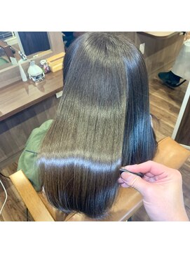 プリュム(Plume) 20代30代40代大人可愛い愛されストレートロングブラウン