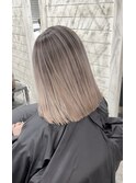 上品な大人バレイヤージュ　ベージュ　グレージュカラー