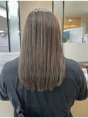 熊本ナチュラルハイライトツヤ髪３０代ヘアスタイル
