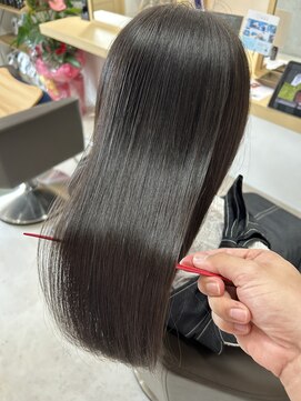 ニード(NeeD) 田原本　髪質改善美髪矯正　艶髪　髪質改善トリートメント