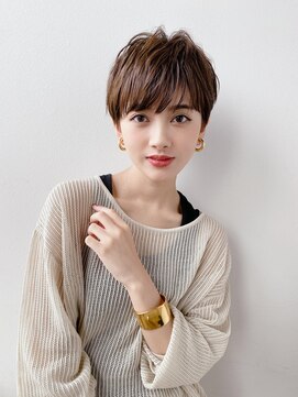 エレノア 新宿新南口(Eleanor) 大人女性に人気！女性らしいマッシュショート☆ [新宿駅]