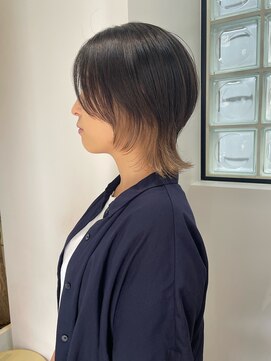 ナインスフロア(9NINTH FLOOR) ショートウルフカット/ボブレイヤー/インナーカラーベージュ