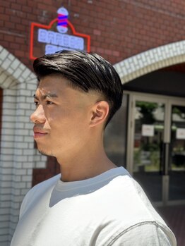 ボタン(Botan)の写真/ヒゲや眉の身だしなみを整える。日々のメンテナンスは“Botan BARBER SHOP”で。